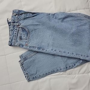 Zara mom.jeans light wash